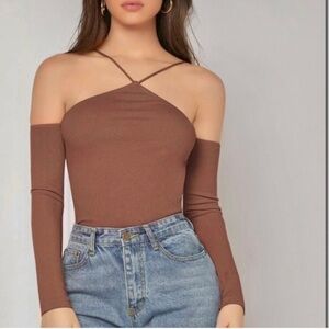 🪞 NEW mocha halter textured top size small